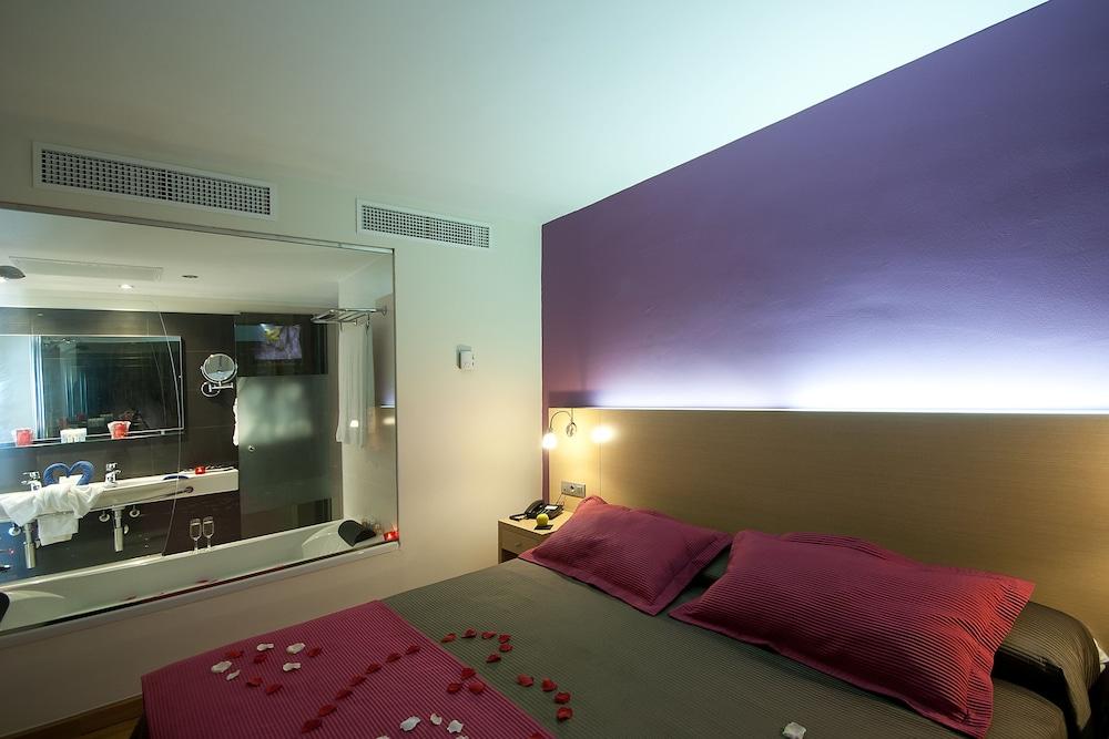 R2 Romantic Fantasia Dreams & Suites Hotel (Adults Only) Тарахалехо Экстерьер фото