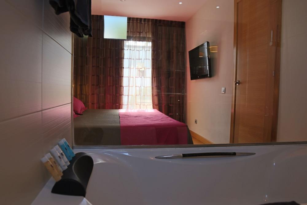 R2 Romantic Fantasia Dreams & Suites Hotel (Adults Only) Тарахалехо Экстерьер фото
