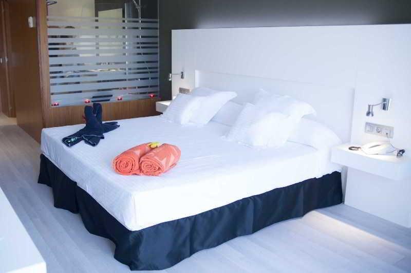 R2 Romantic Fantasia Dreams & Suites Hotel (Adults Only) Тарахалехо Экстерьер фото